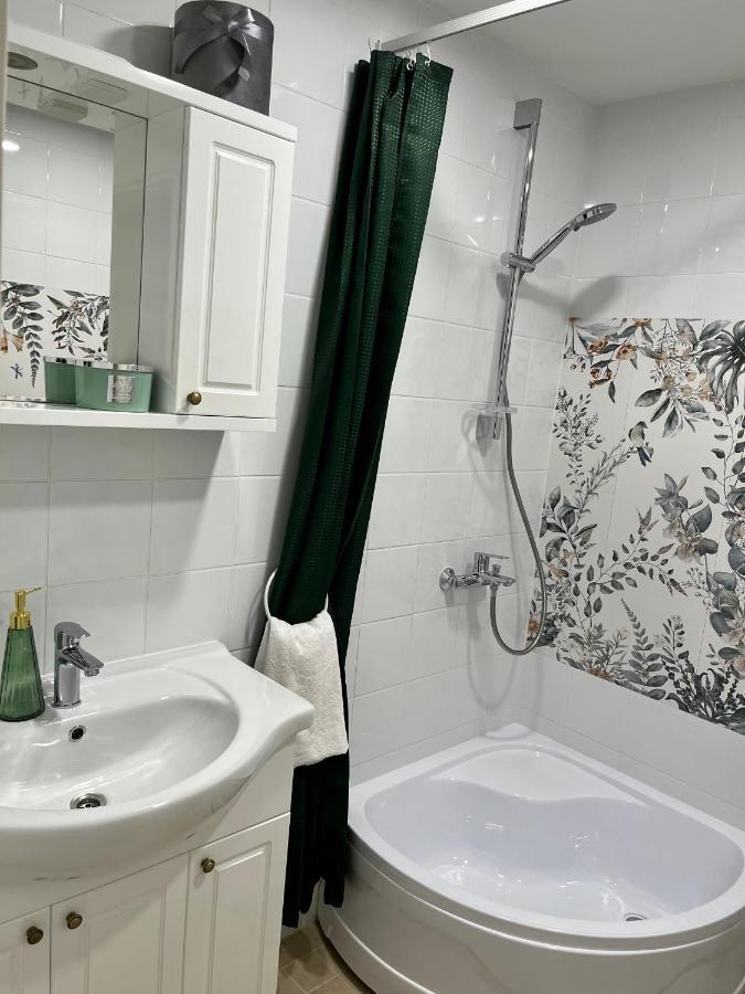 Apartamento Rüütli 24-3 Pärnu Exterior foto